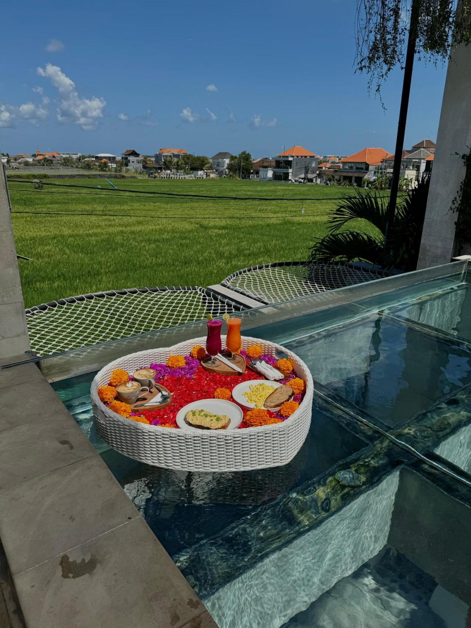 Canggu Hype Luaran gambar